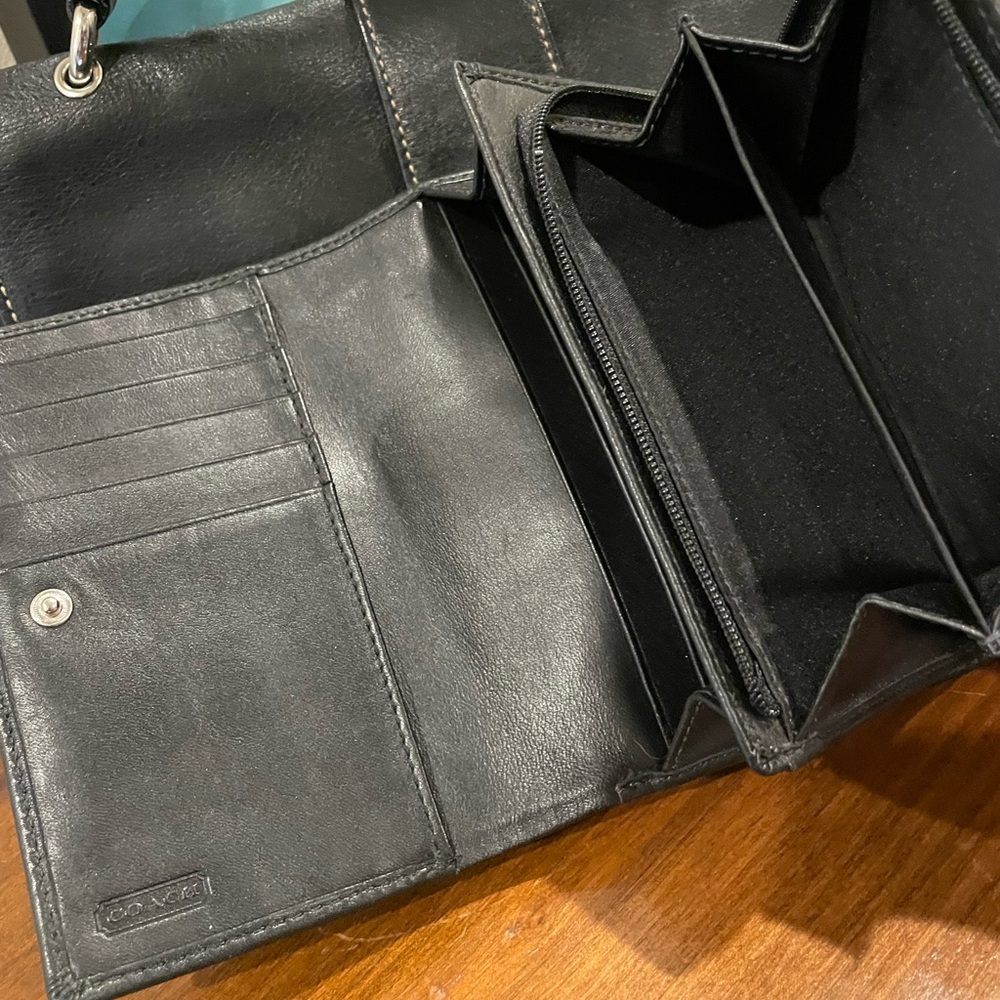 COACH Vintage Soho Buckle 9739 Black Leather Shoulder Bags With Matching Wallet - Picture 15 of 17